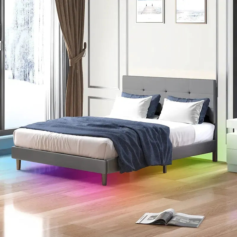 Struttura Letto con Luci LED RGB Intelligenti, Testiera Trapuntata con Bottoni, Rivestimento in Tessuto PVC, con Piattaforma, Non Richiede Rete a Molle