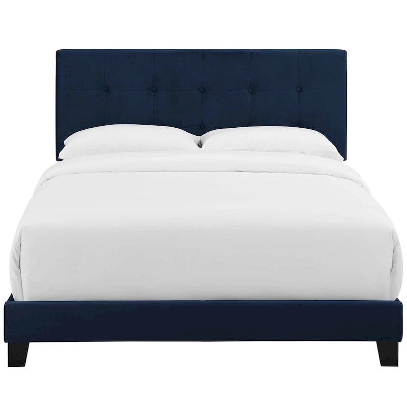 Letto matrimoniale Belimanastir in velluto imbottito