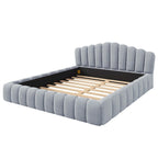 Letto matrimoniale basso imbottito in velluto