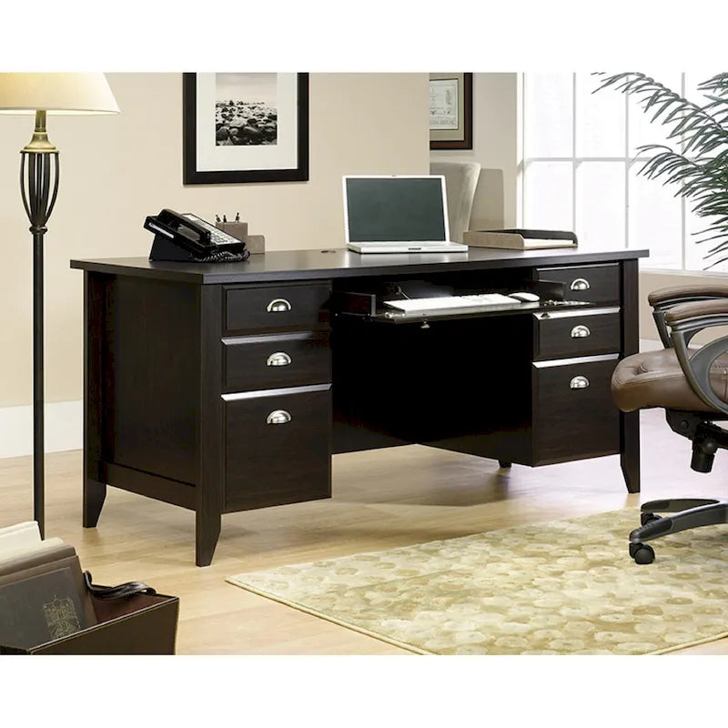 Scrivania direzionale Shoal Creek Collection